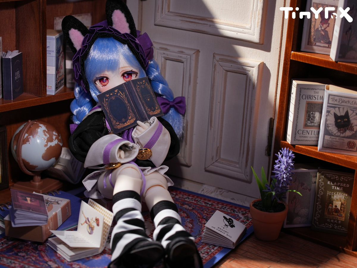 TinyFox 禁忌書庫 ヴァイオレット 本で口元を隠した座り姿